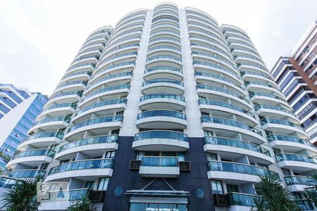 Studio para alugar com 43m², 1 quarto e 1 vagaFachada