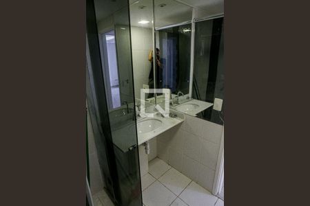 Apartamento para alugar com 75m², 3 quartos e 2 vagasBanheiro