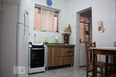 Cozinha de apartamento à venda com 1 quarto, 50m² em Liberdade, São Paulo