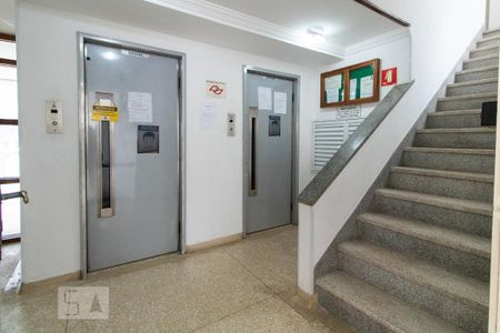 Hall de Entrada de apartamento para alugar com 1 quarto, 50m² em Ponta da Praia, Santos