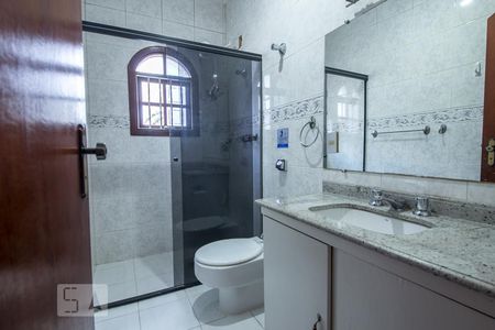 Casa à venda com 300m², 5 quartos e 3 vagasBanheiro da Suíte