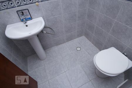 Casa à venda com 300m², 5 quartos e 3 vagasBanheiro 2