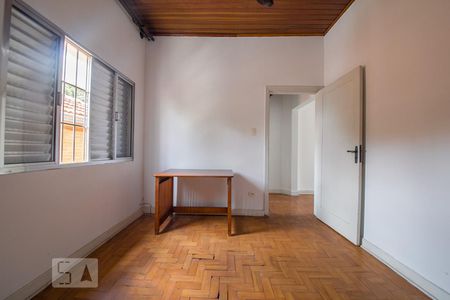 Casa à venda com 300m², 5 quartos e 3 vagasQuarto 4