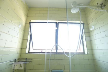 Banheiro de kitnet/studio para alugar com 1 quarto, 36m² em Bela Vista, São Paulo