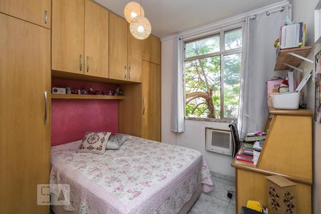 Quarto de apartamento à venda com 1 quarto, 40m² em Irajá, Rio de Janeiro