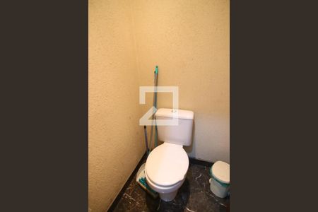 Casa à venda com 170m², 3 quartos e 4 vagasBanheiro