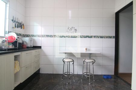 Casa à venda com 170m², 3 quartos e 4 vagasCozinha