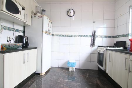 Casa à venda com 170m², 3 quartos e 4 vagasCozinha