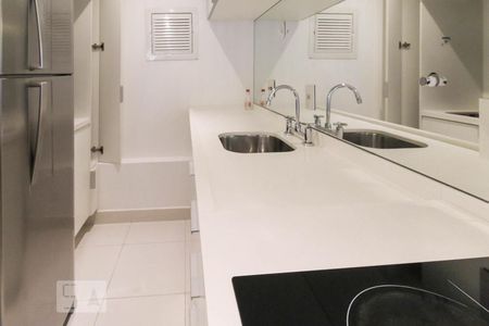 Apartamento à venda com 65m², 1 quarto e 1 vagaCozinha