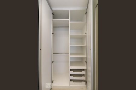 Apartamento à venda com 65m², 1 quarto e 1 vagaQuarto