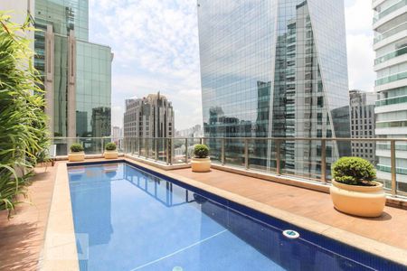 Apartamento à venda com 65m², 1 quarto e 1 vagaÁrea comum - Piscina