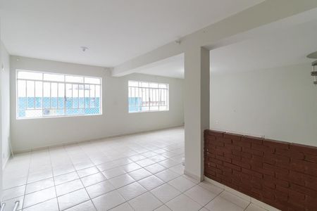 Casa à venda com 107m², 1 quarto e 1 vaga Casa à venda com 107m², 1 quarto e 1 vagaSuíte