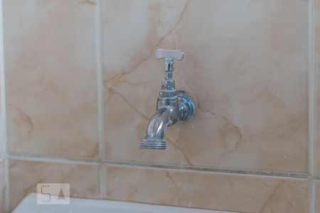 Casa à venda com 107m², 1 quarto e 1 vaga Casa à venda com 107m², 1 quarto e 1 vagaTorneira