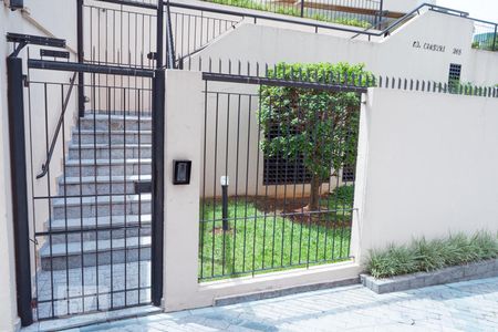 Apartamento para alugar com 74m², 3 quartos e 2 vagas Apartamento para alugar com 74m², 3 quartos e 2 vagasFachada