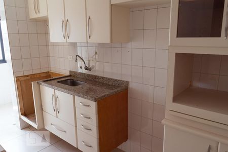 Apartamento para alugar com 74m², 3 quartos e 2 vagas Apartamento para alugar com 74m², 3 quartos e 2 vagasCozinha
