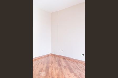 Apartamento para alugar com 74m², 3 quartos e 2 vagas Apartamento para alugar com 74m², 3 quartos e 2 vagasSuíte