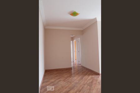Sala de apartamento para alugar com 3 quartos, 74m² em Santa Teresinha, São Paulo