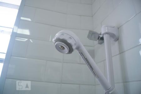 Chuveiro de apartamento para alugar com 2 quartos, 90m² em Vila São Francisco (zona Sul), São Paulo