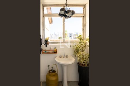 Apartamento à venda com 400m², 4 quartos e 1 vagaÁrea de Serviço