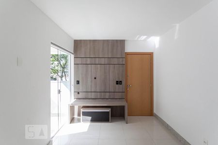 Sala de apartamento para alugar com 2 quartos, 70m² em Sion, Belo Horizonte