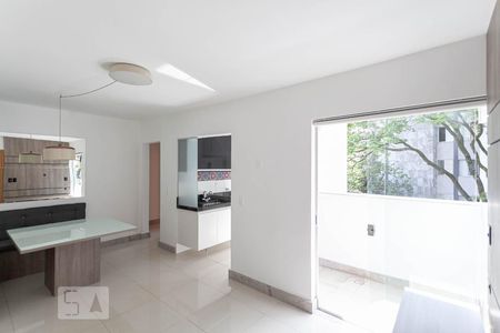 Sala de apartamento para alugar com 2 quartos, 70m² em Sion, Belo Horizonte