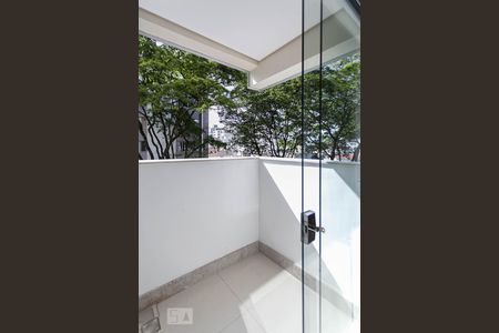 Varanda da Sala de apartamento para alugar com 2 quartos, 70m² em Sion, Belo Horizonte