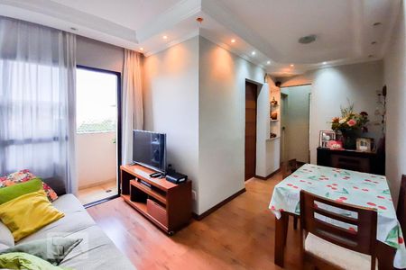 Sala  de Apartamento com 3 quartos, 66m² Nova Petrópolis