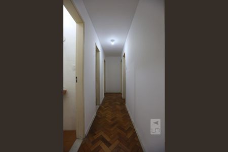 Corredor de apartamento para alugar com 3 quartos, 140m² em Tijuca, Rio de Janeiro
