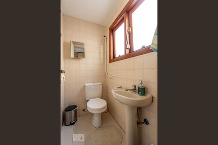 Apartamento para alugar com 232m², 3 quartos e 3 vagasBanheiro de Serviço