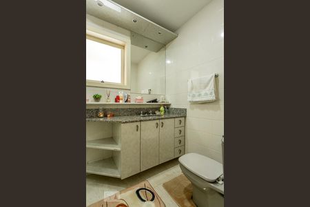 Apartamento para alugar com 232m², 3 quartos e 3 vagasBanheiro 1