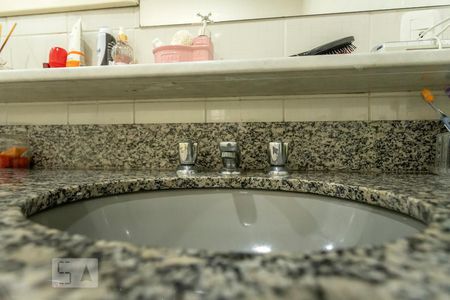Apartamento para alugar com 232m², 3 quartos e 3 vagasBanheiro 1