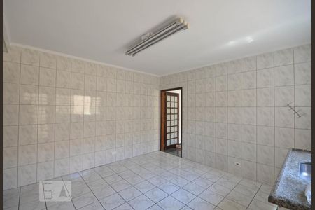 Casa à venda com 150m², 2 quartos e 1 vagaCozinha