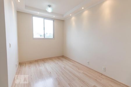 Sala de apartamento para alugar com 2 quartos, 50m² em Jardim Guairaca, São Paulo