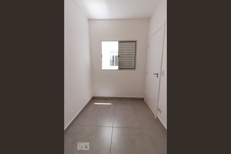 Quarto de serviço de casa à venda com 3 quartos, 100m² em Jardim Trussardi, São Paulo