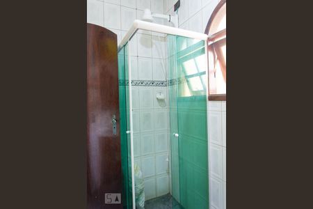 Casa à venda com 173m², 3 quartos e 2 vagas Casa à venda com 173m², 3 quartos e 2 vagasBanheiro Social 2