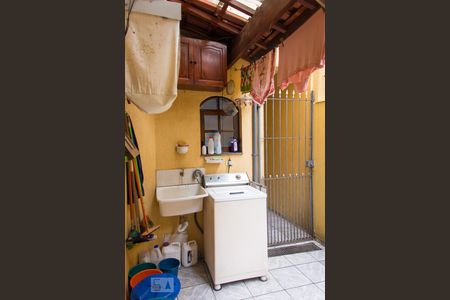 Casa à venda com 173m², 3 quartos e 2 vagas Casa à venda com 173m², 3 quartos e 2 vagasLavanderia