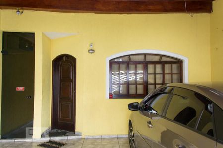 Casa à venda com 173m², 3 quartos e 2 vagas Casa à venda com 173m², 3 quartos e 2 vagasGaragem