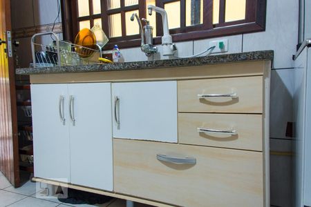 Casa à venda com 173m², 3 quartos e 2 vagas Casa à venda com 173m², 3 quartos e 2 vagasGabinete