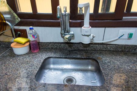 Casa à venda com 173m², 3 quartos e 2 vagas Casa à venda com 173m², 3 quartos e 2 vagasPia