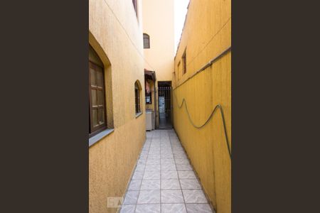 Casa à venda com 173m², 3 quartos e 2 vagas Casa à venda com 173m², 3 quartos e 2 vagasCorredor Externo