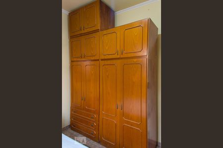 Casa à venda com 173m², 3 quartos e 2 vagas Casa à venda com 173m², 3 quartos e 2 vagasQuarto