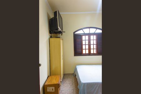 Casa à venda com 173m², 3 quartos e 2 vagas Casa à venda com 173m², 3 quartos e 2 vagasQuarto