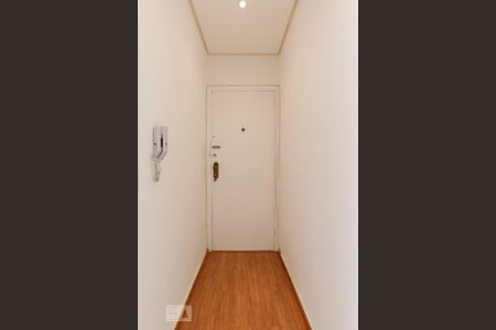 Apartamento à venda com 69m², 1 quarto e sem vagaCorredor