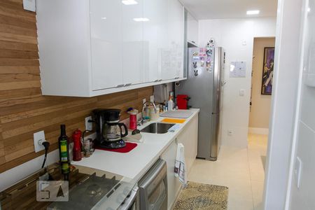 Apartamento à venda com 74m², 2 quartos e 1 vaga Apartamento à venda com 74m², 2 quartos e 1 vagaCozinha