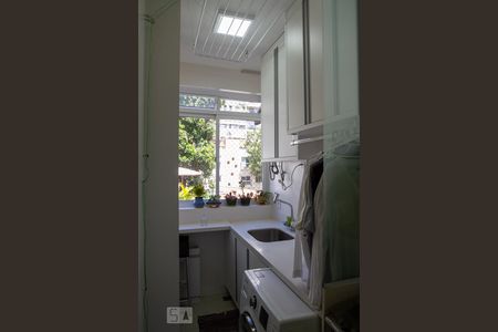 Apartamento à venda com 74m², 2 quartos e 1 vaga Apartamento à venda com 74m², 2 quartos e 1 vagaCozinha