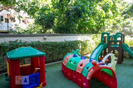 Apartamento à venda com 74m², 2 quartos e 1 vaga Apartamento à venda com 74m², 2 quartos e 1 vagaÁrea comum