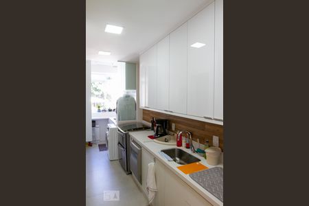 Apartamento à venda com 74m², 2 quartos e 1 vaga Apartamento à venda com 74m², 2 quartos e 1 vagaCozinha