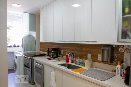 Apartamento à venda com 74m², 2 quartos e 1 vaga Apartamento à venda com 74m², 2 quartos e 1 vagaCozinha
