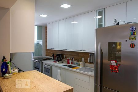 Apartamento à venda com 74m², 2 quartos e 1 vaga Apartamento à venda com 74m², 2 quartos e 1 vagaCozinha