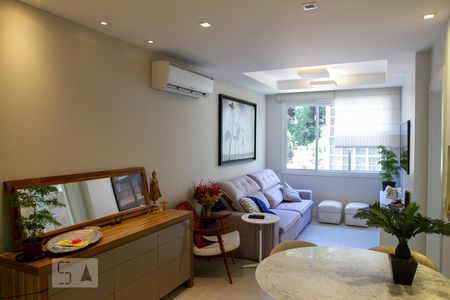 Sala de apartamento à venda com 2 quartos, 74m² em Lagoa, Rio de Janeiro